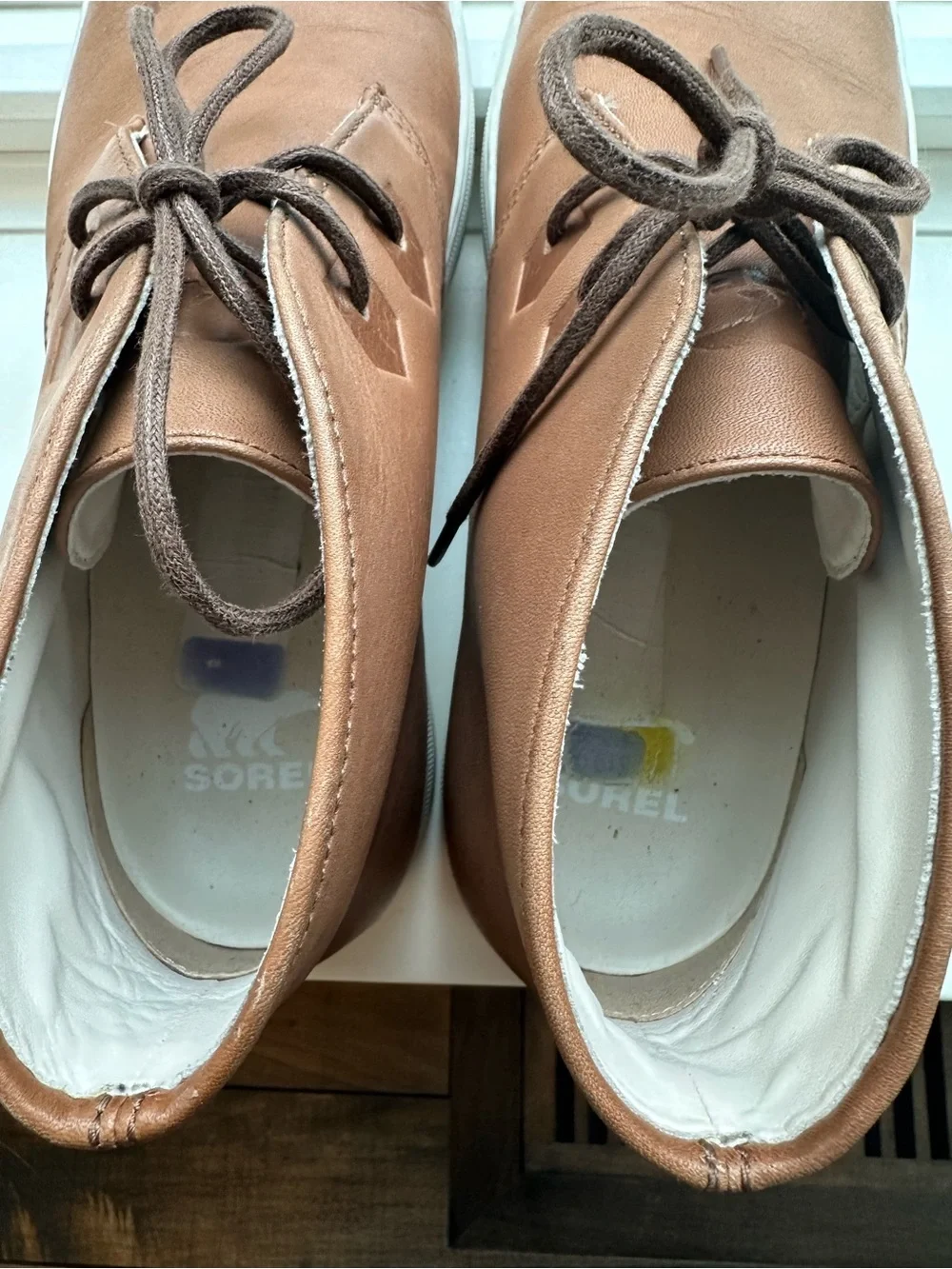Sorel smooth tan